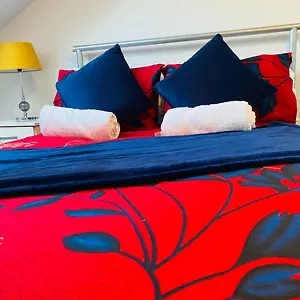 Bed & Breakfast Manor Homes, London